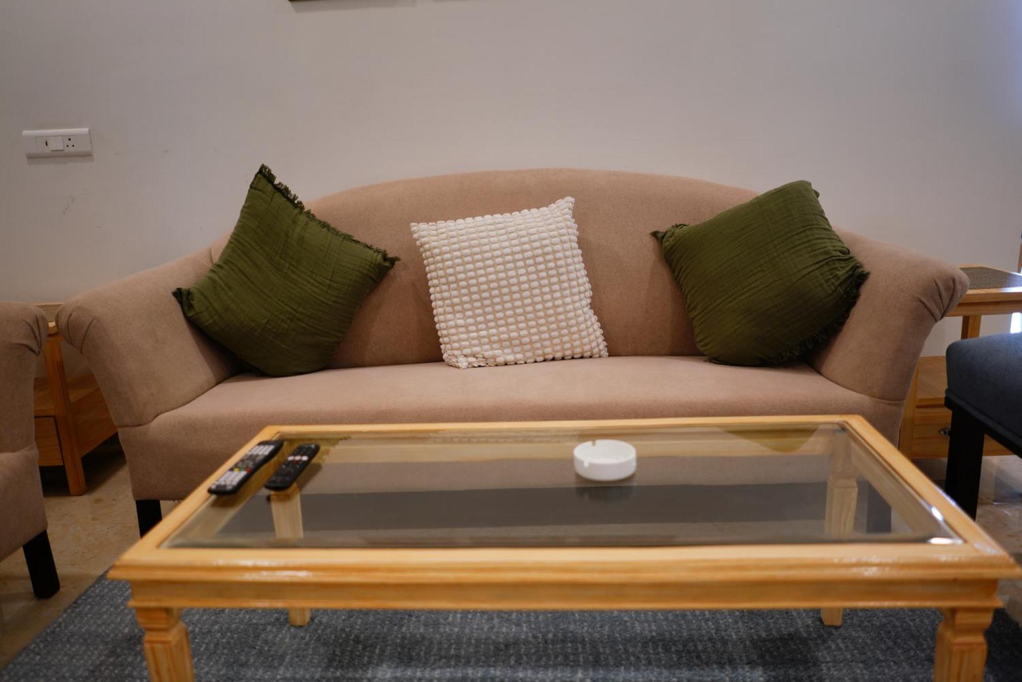 Enkay Service Apartments Kondapur  Exteriör bild